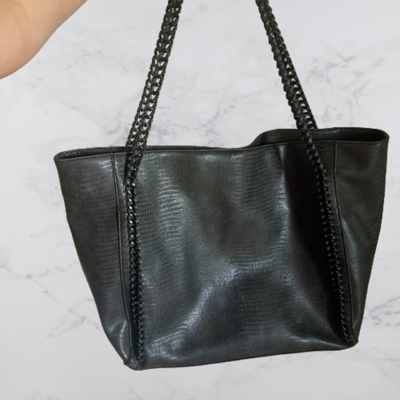 Chain Strap Detail Faux Leather Maxi Tote Bag - Picture 2 of 13